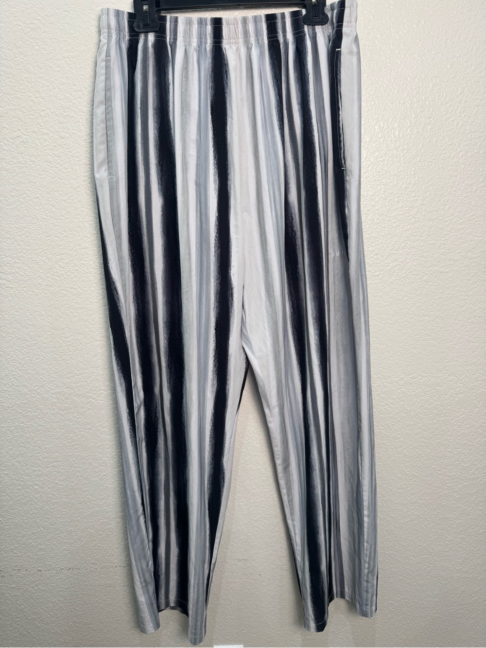 YoungLA Mens XXL Striped Pants Black Gray White Athletic Lounge Wide Leg